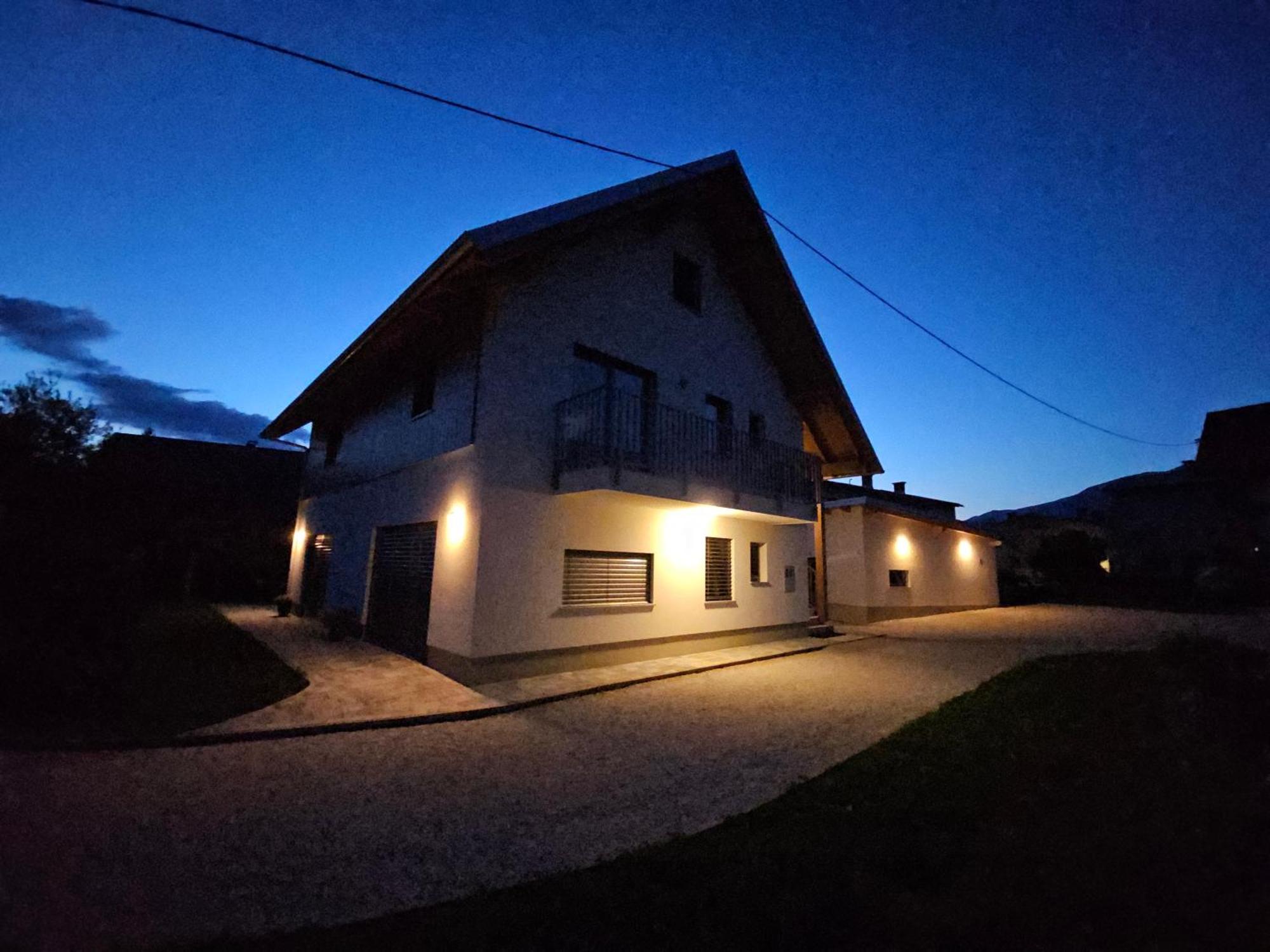 Green House Блед Екстериор снимка